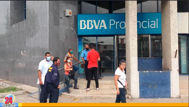 Falsos enfermeros robaron agencia del Banco Provincial en Barinas