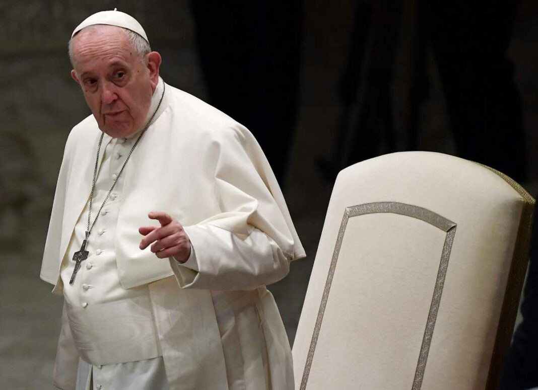 papa Francisco pide no condenar