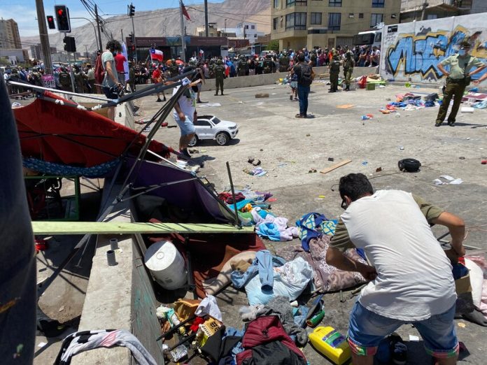 Destruido campamento de migrantes venezolanos en Chile