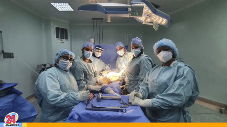 Primer reemplazo articular de cadera bilateral se realizó en Valencia