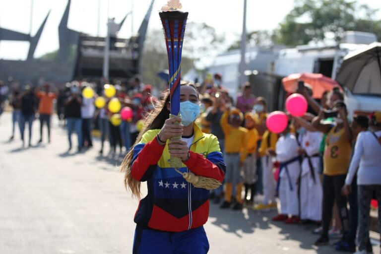Encienden en Carabobo fuego patrio de Juegos Deportivos Nacionales
