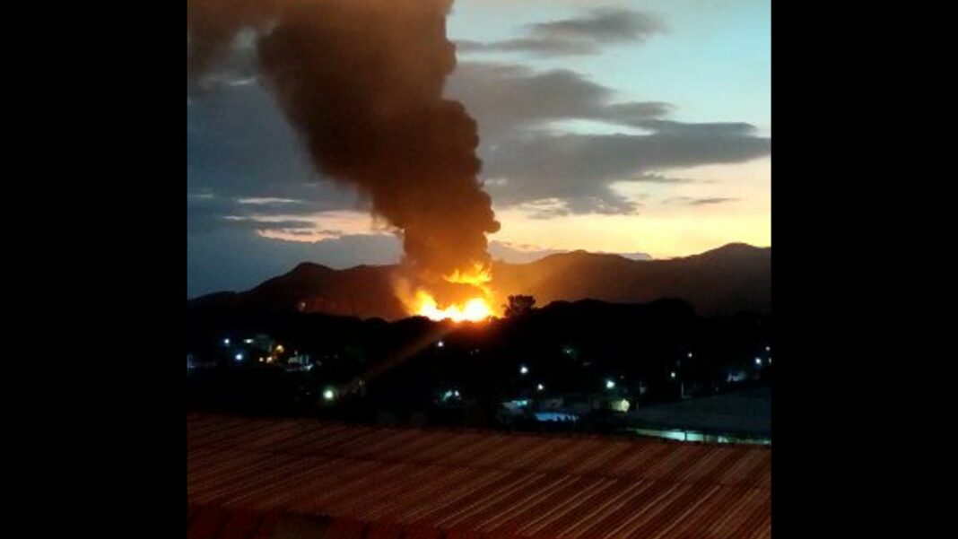 Se produjo un incendio en el centro empresarial Unilever de Guacara