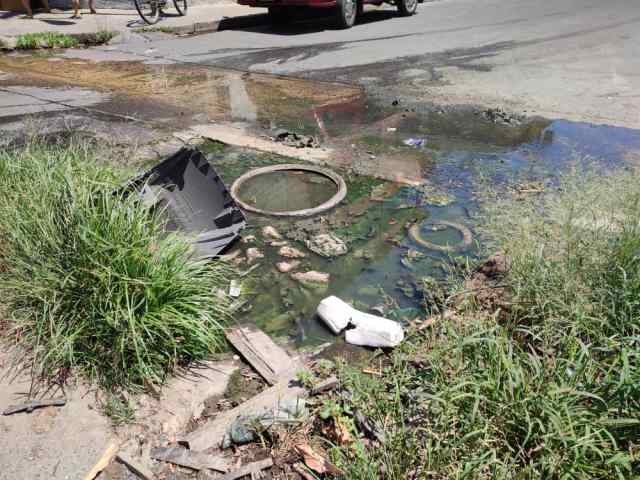 Habitantes del sector San José denuncian colapso de sistema de aguas negras