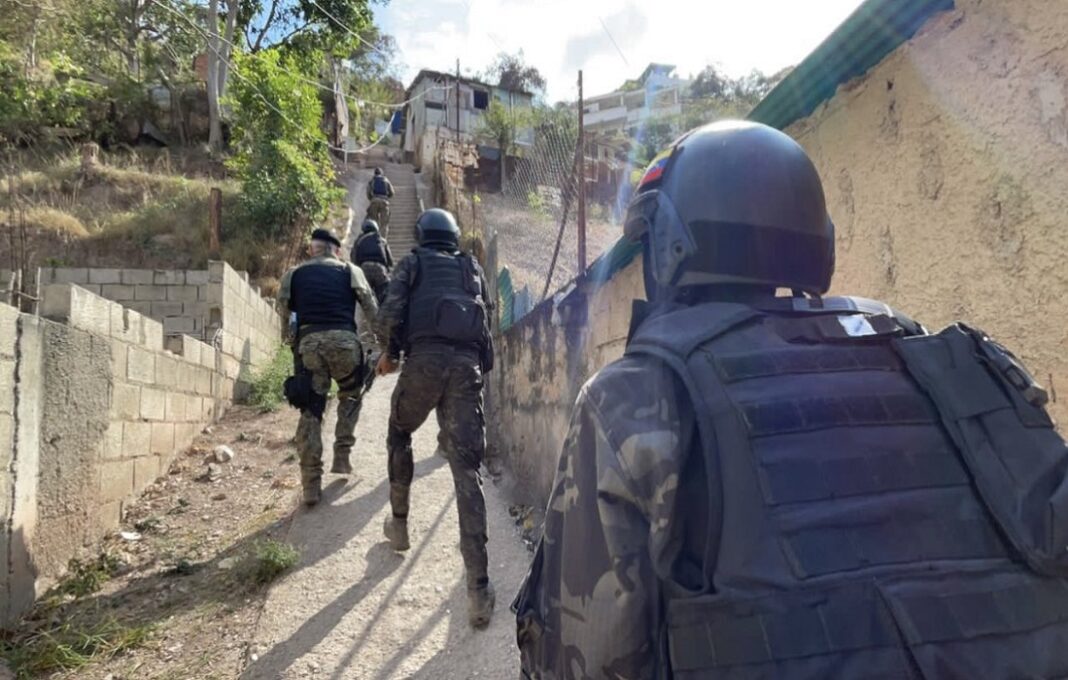 DDelincuentes de Tejerías entrenados por paramilitares colombianos
