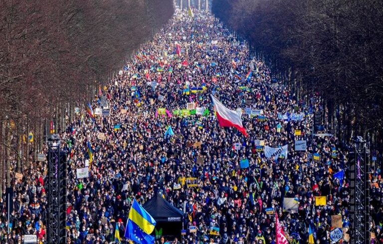 Crecen a nivel mundial las manifestaciones por invasión de Rusia a Ucrania