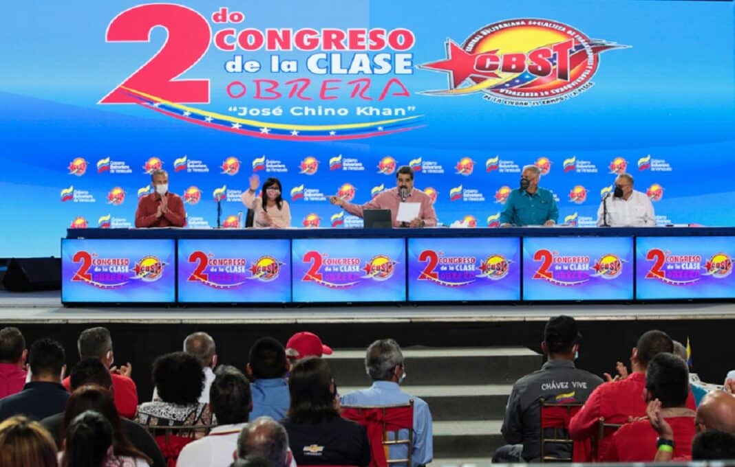 Maduro anunció que el salario mínimo valdrá medio Petro