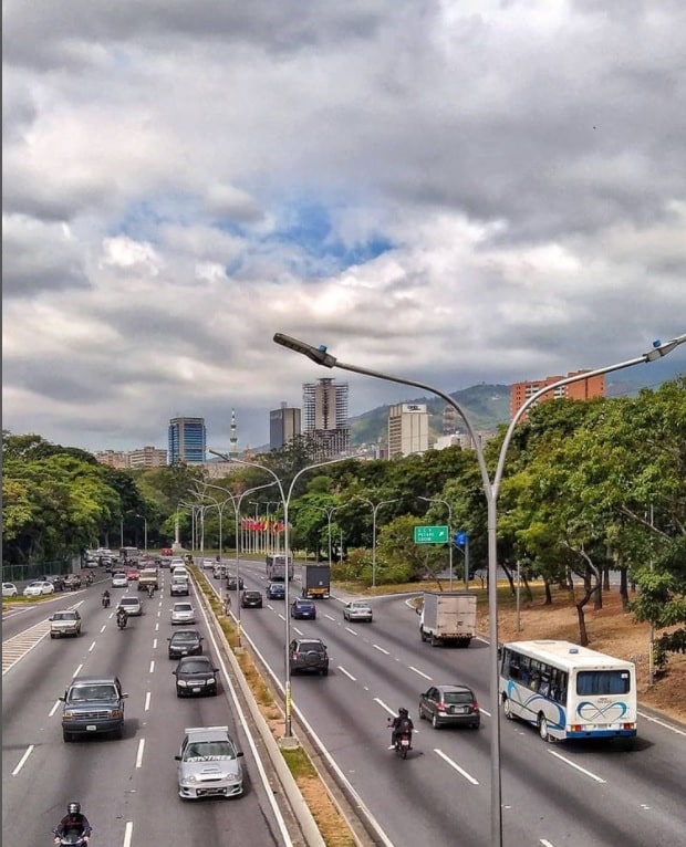 La ciudad de Caracas - La ciudad de Caracas