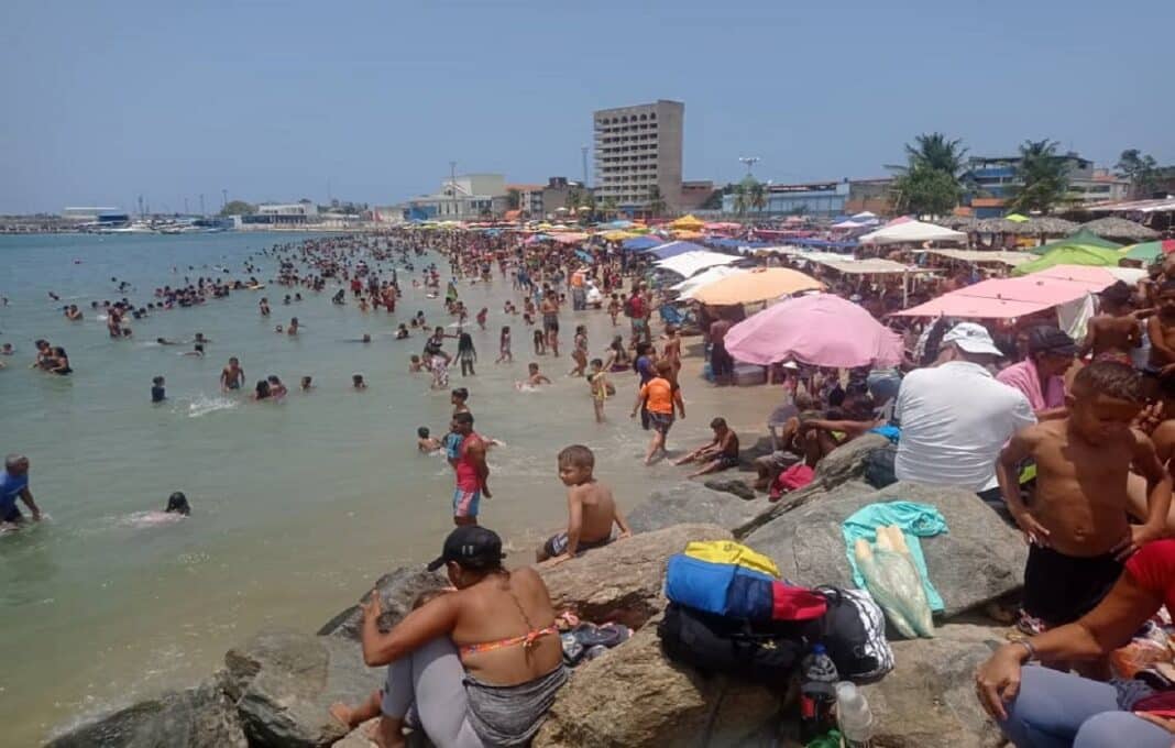 Comerciantes de Puerto Cabello aseguraro que bajaron las ventas
