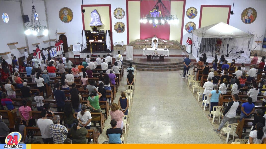 Guacareños conmemoraron la Institución de la Eucaristía