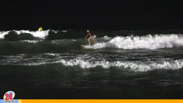 DracuFest 2022 marca el inicio para la práctica del surfing nocturno en Venezuela