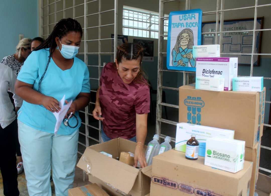 insumos médicos a centros de salud de Patanemo