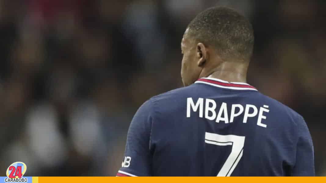 Mbappé se queda en el PSG