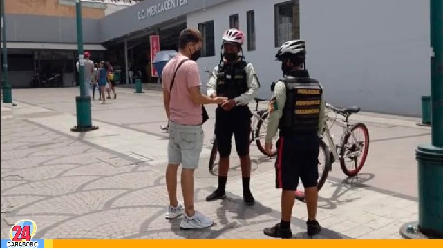Capturados dos adolescentes en Valencia señalados de cometer robos