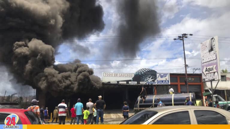 Reportan incendio de cauchera en la autopista Valencia – Campo Carabobo