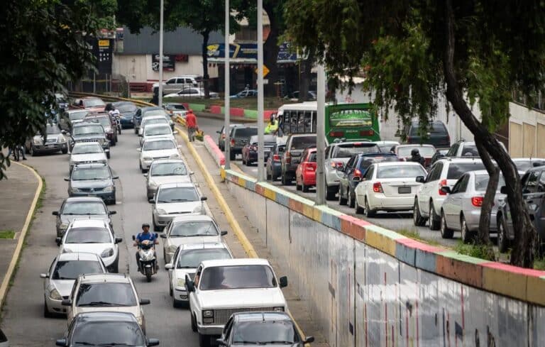 Mira cuánto cuesta el mantenimiento de un vehículo en Venezuela