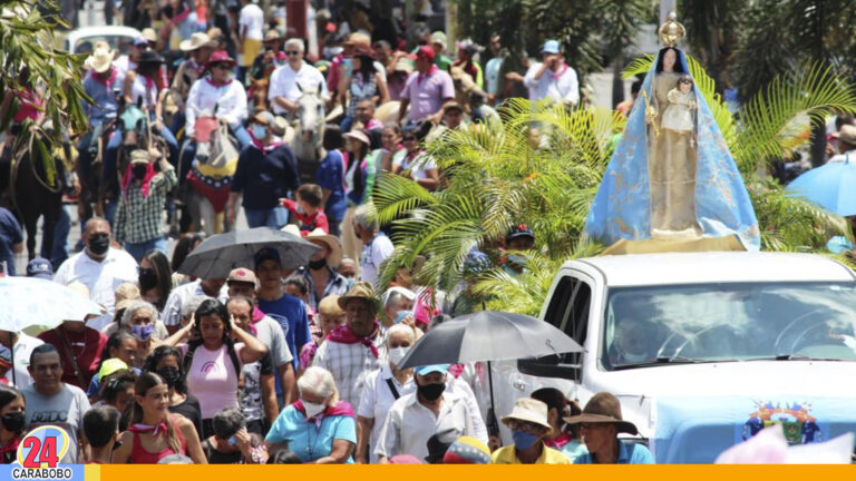 Feria Virgen de Begoña inició con tradicional cabalgata