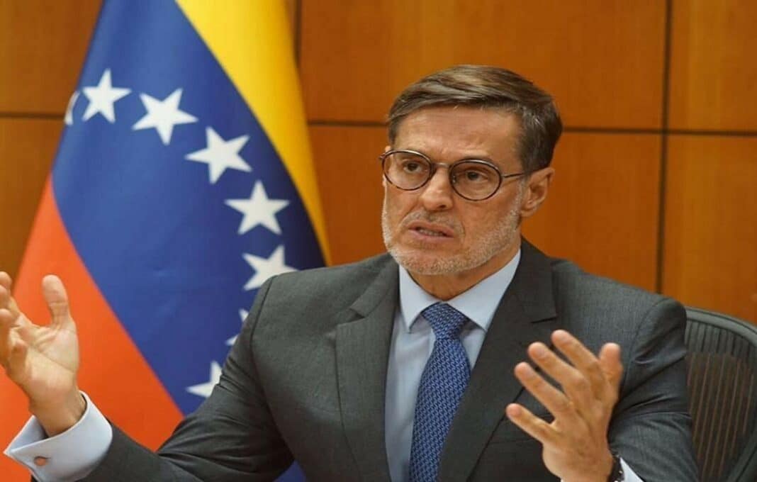 Félix Plasencia embajador de Venezuela en Colombia entregó sus credenciales al gobierno de Colombia