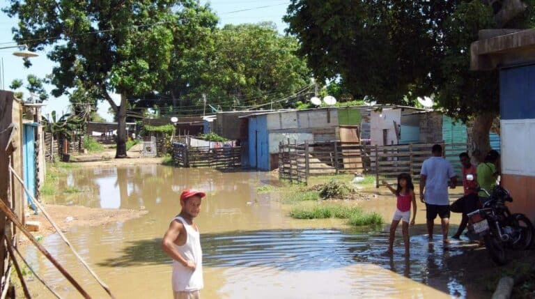 Fuertes lluvias causaron inundaciones en Puerto Cabello