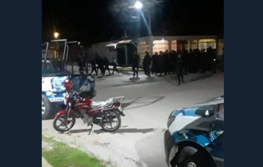La Isabelica: dos policías heridos tras enfrentamiento en Las Palmitas