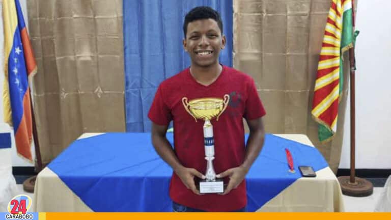 Carabobeño Maicol Benavides Montenegro se titula Campeón Nacional de Ajedrez Juvenil