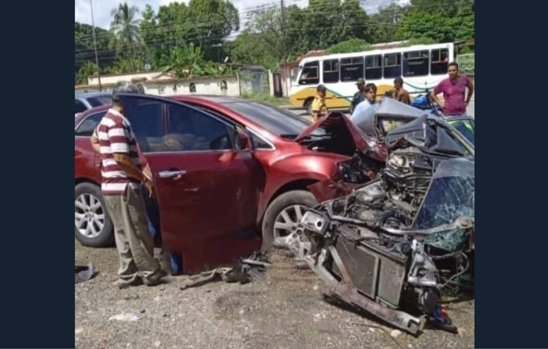 Barinas: tres efectivos de la FANB fallecieron tras accidente de tránsito