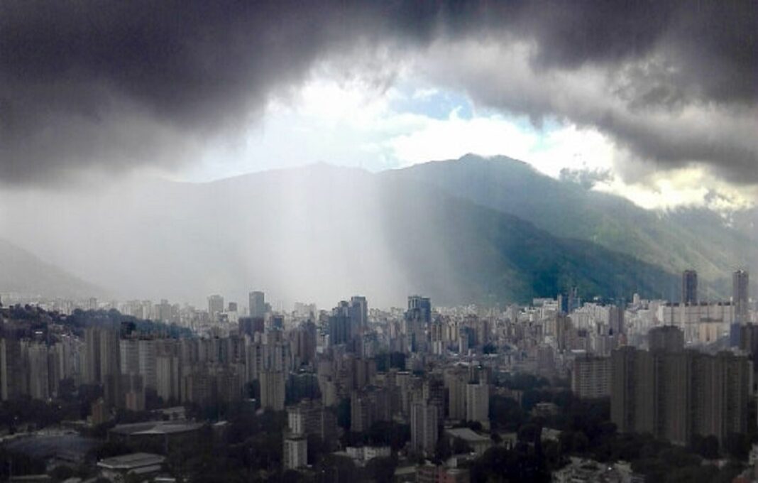 Depresión Tropical Trece salió de Venezuela 
