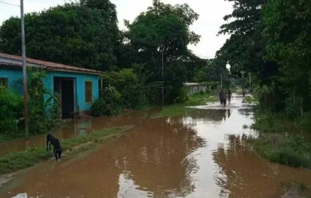 Al menos dos mil familias afectadas por las lluvias en Anzoátegui
