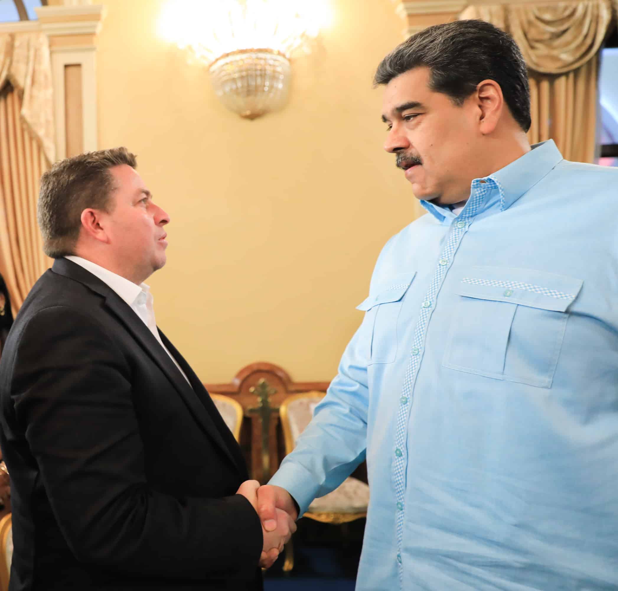 gustavo duque con maduro