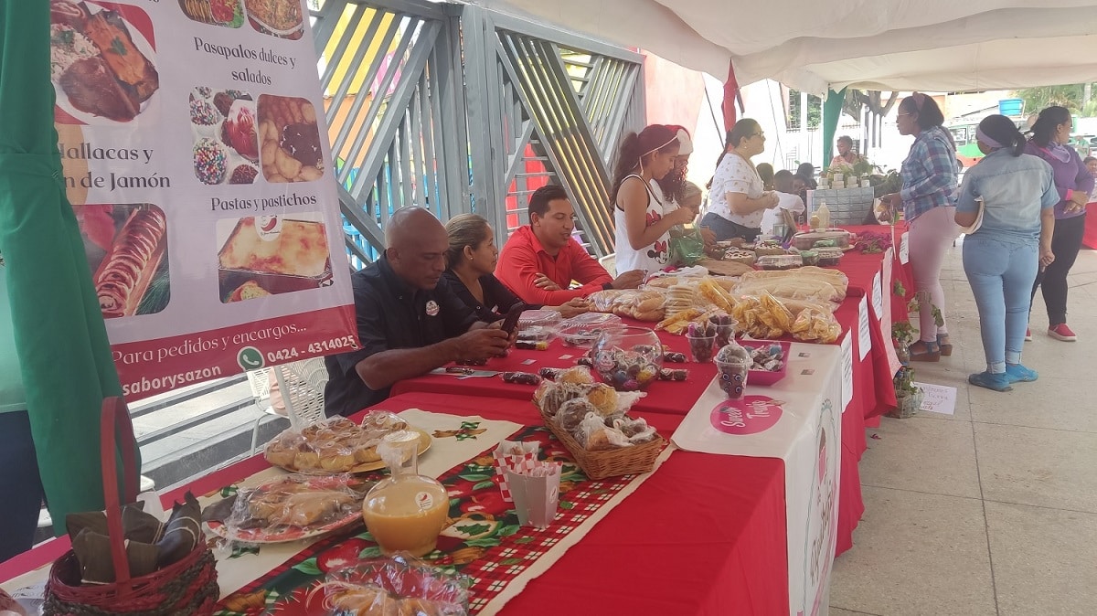 “Expo Feria” de mujeres en Libertador