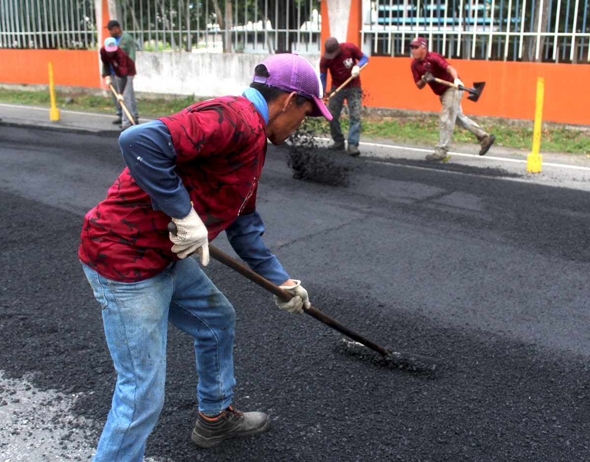 asfalto vía playas Puerto Cabello