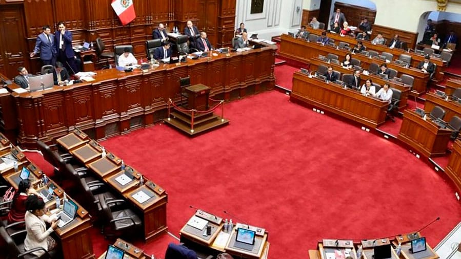 Congreso de Perú rechaza adelantar las elecciones