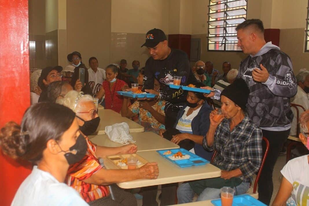 350 Adultos Mayores Comedor “Ernesto Vogeler”