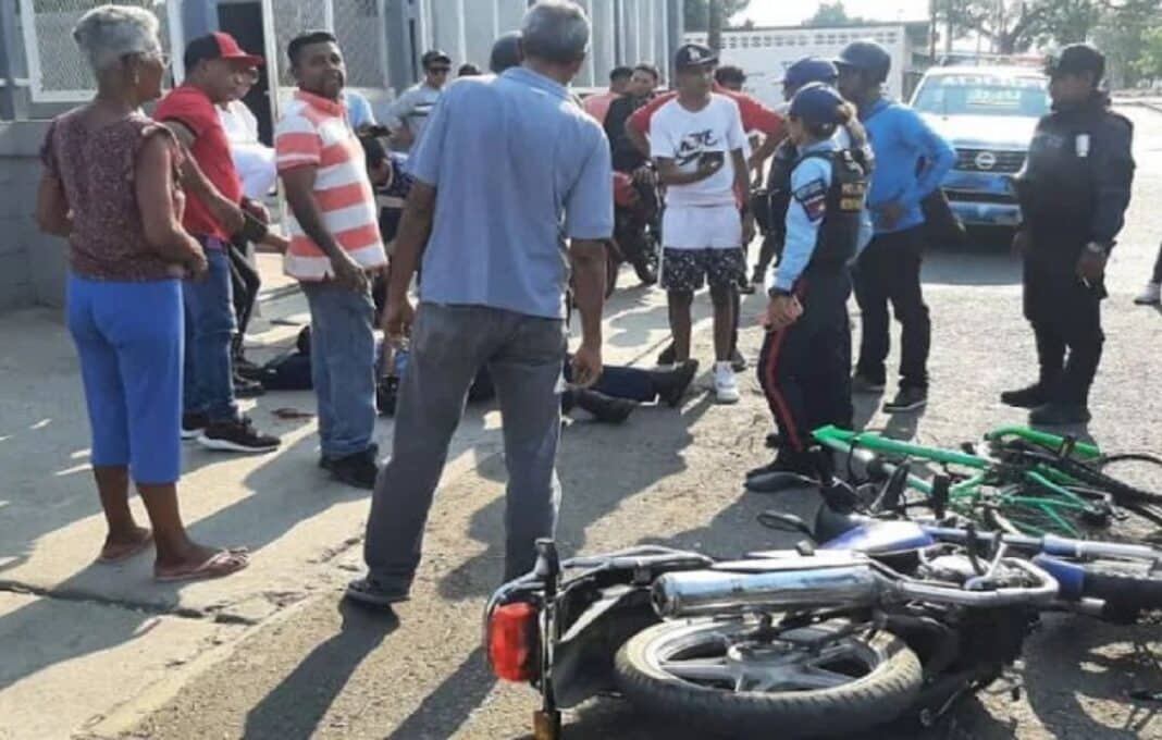 los guayos colisión moto ciclista