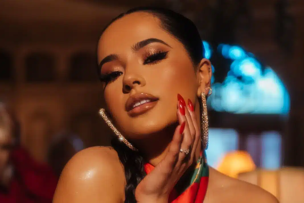 Becky G y Omega 