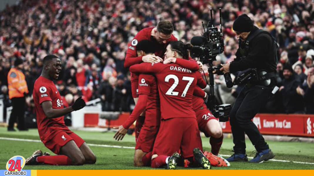 Liverpool goleada Manchester United