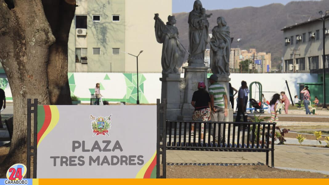 Alcalde reinauguró plaza Las Tres Madres