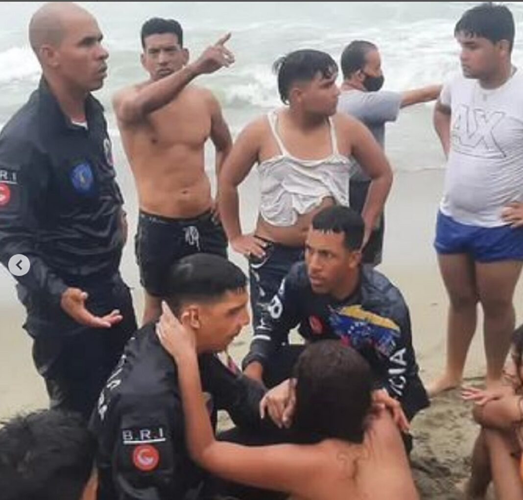 PoliGuaira bañista ahoga Los Coquitos