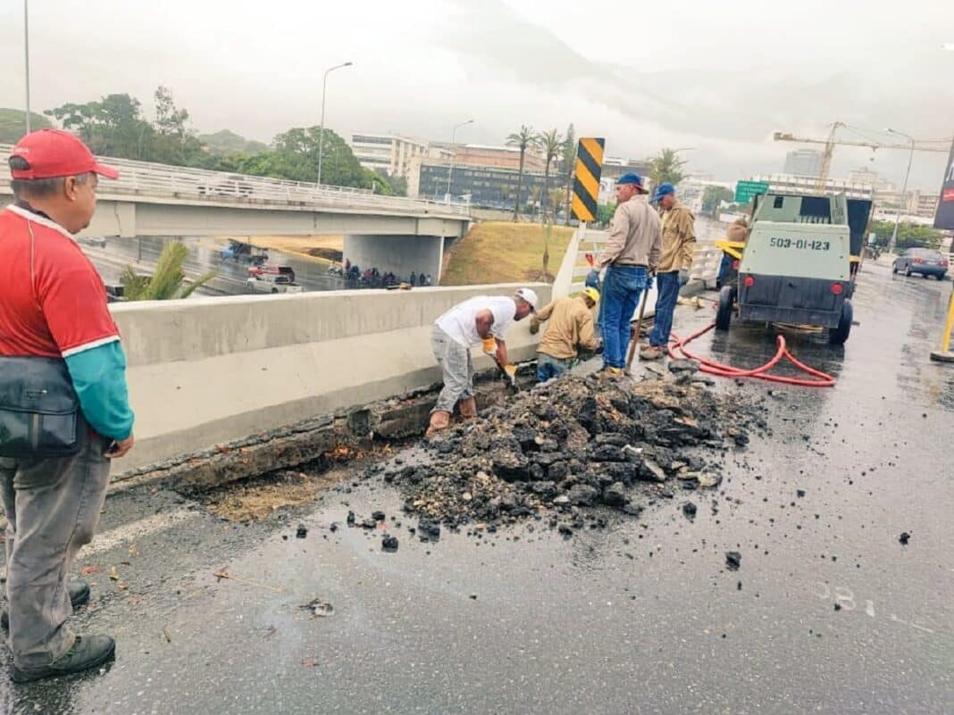 trabajos reparación Distribuidor Los Ruices