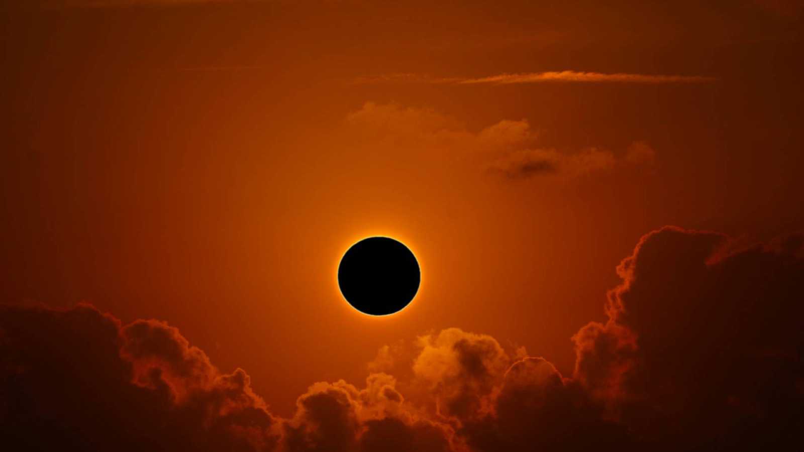 eclipse solar mixto