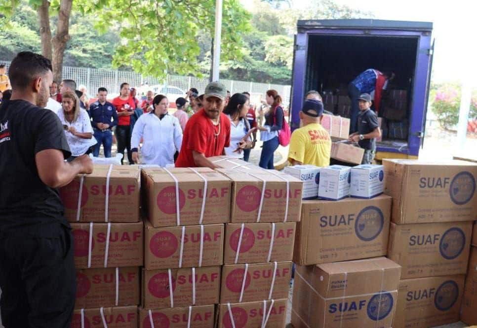 insumos médicos cinco Hospitales La Guaira