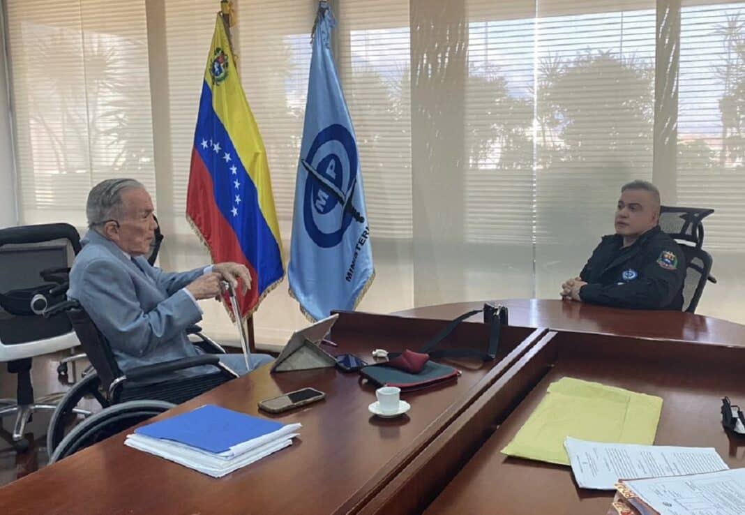 Tarek William Saab reúne Gilberto Correa