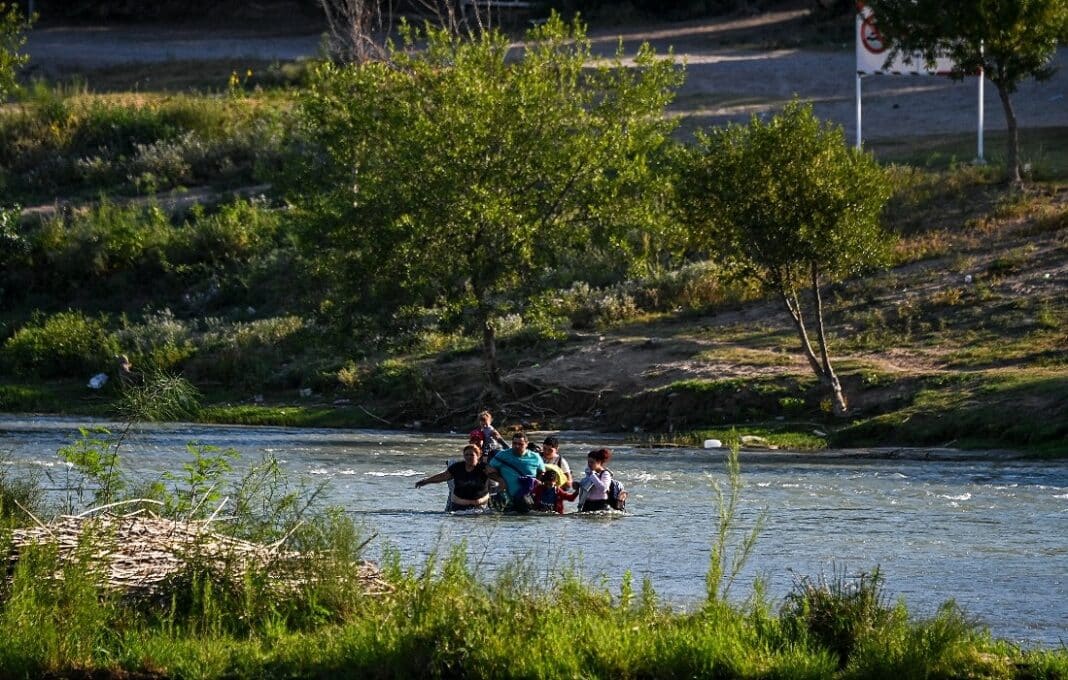 cadáver migrante venezolano río Bravo