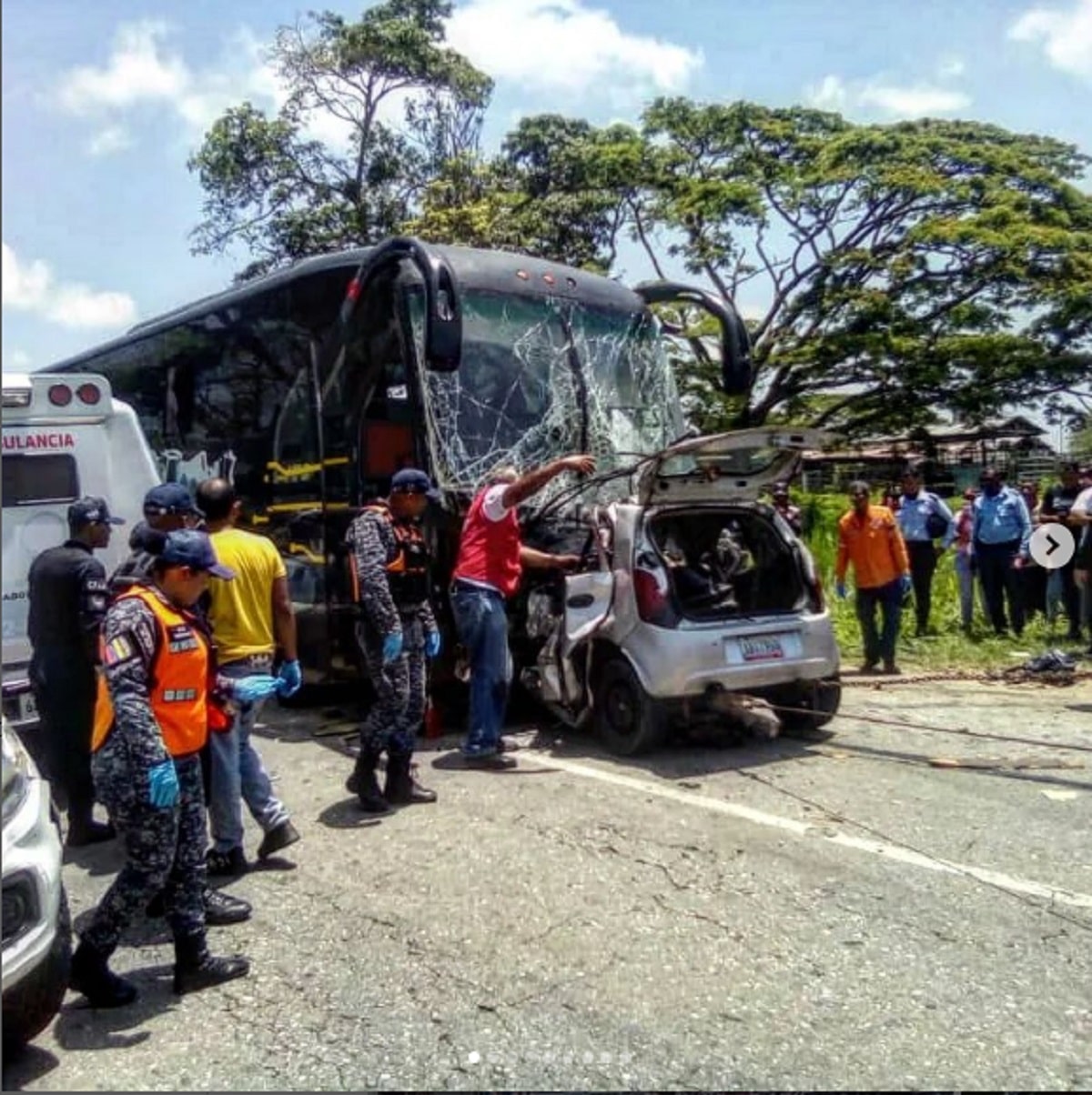 Dos Muertos Tras Accidente De Tránsito En La Carretera Morón Coro