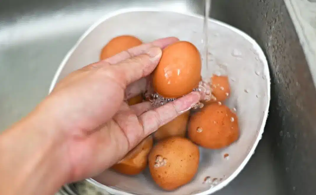 No lavar huevos antes cocinarlos