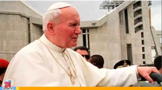 El Papa Juan Pablo II y la “Bendición” - El Papa Juan Pablo II y la “Bendición”
