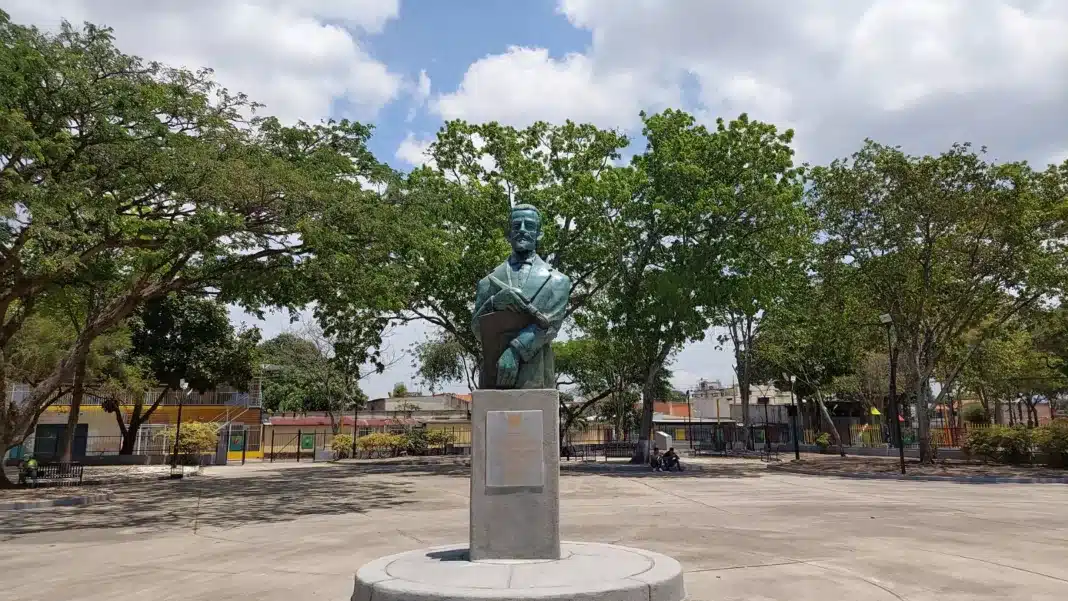 Alcalde Fuenmayor Orden Arturo Michelena