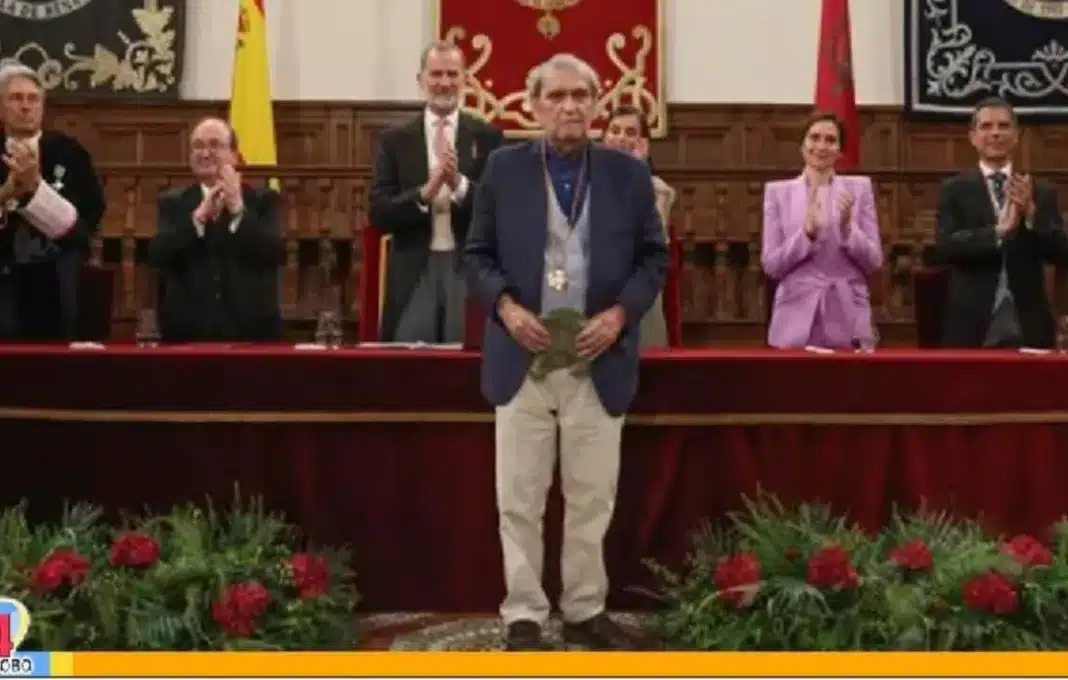 Rafael Cadenas postulado para Premio Nobel