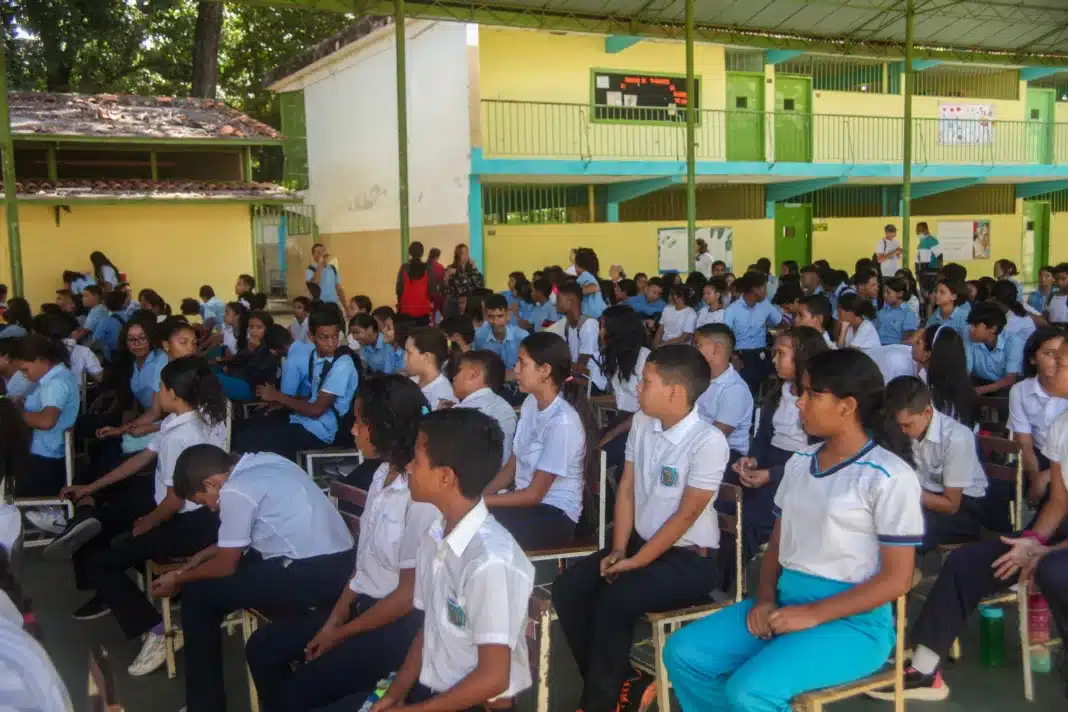 prevención del acoso escolar en Guacara