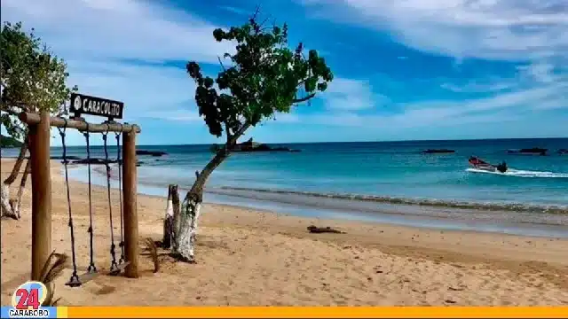 Playa Caracolito en el estado Miranda - Playa Caracolito en el estado Miranda