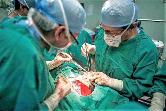 Una niña recibió trasplante corazón